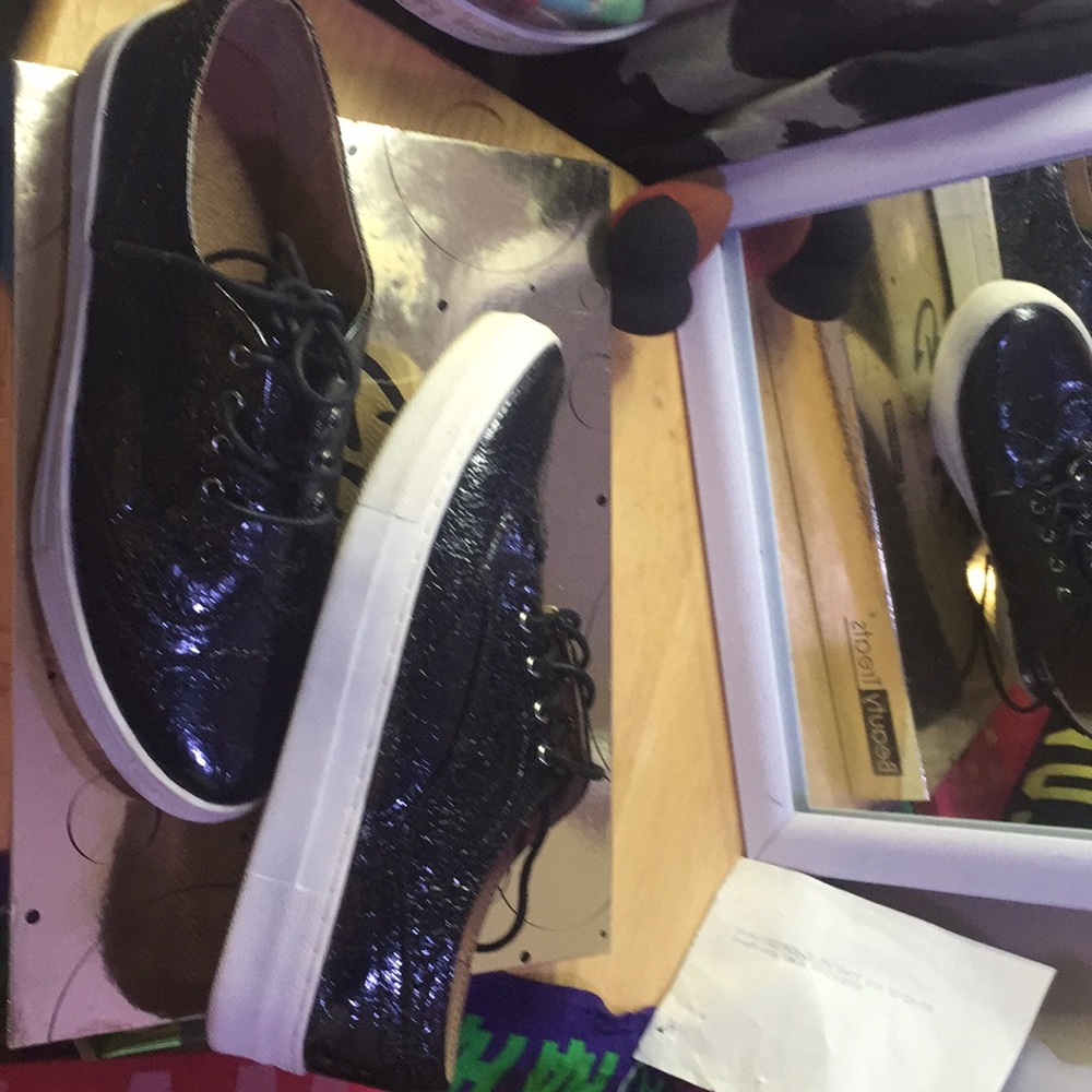 Metallic Black and white dress shoes